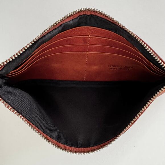 Floto Italian Leather Wallet Cardholder in Brown with Phone Holder - Picture 9 of 11